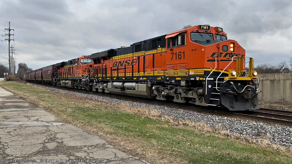 BNSF 7161